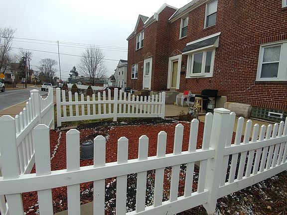 4th image of 3814 Berkley Ave