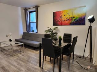 614 10th Ave #4E, New York, NY 10036