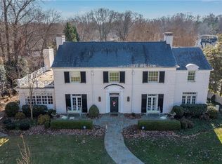 623 Woodland Dr, Greensboro, NC 27408