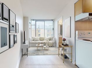 650 Queens Quay W #1121, Toronto, ON M5V 3N2
