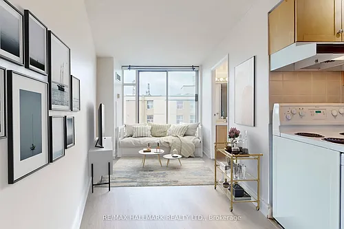 650 Queens Quay W #1121 Photo 1