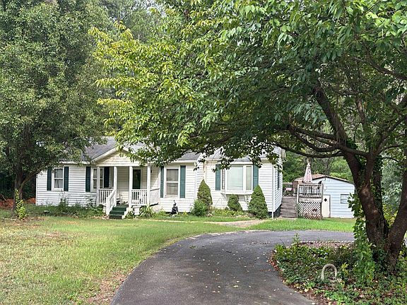 2nd image of 470 Haden Martin Rd