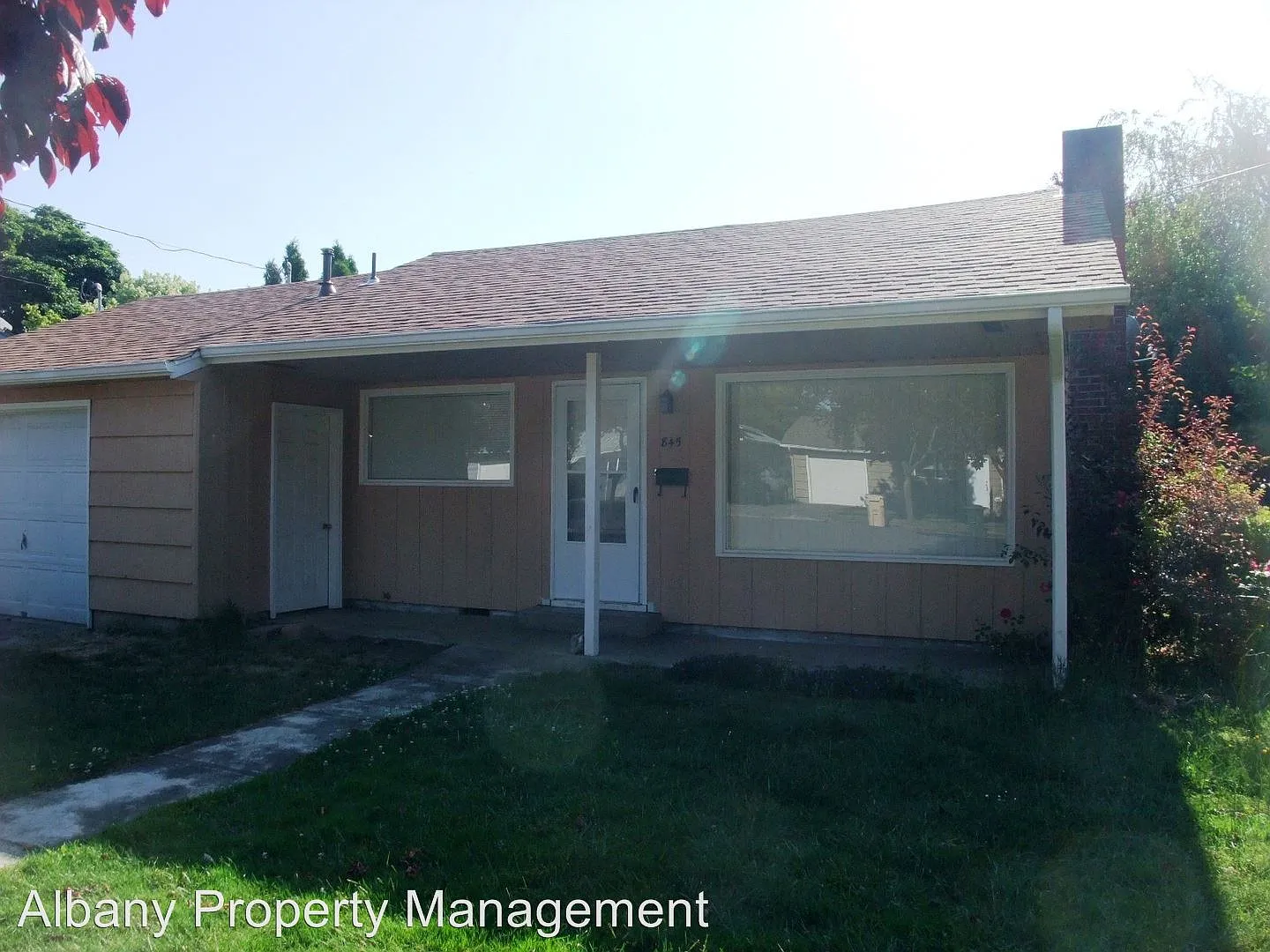 845 Davidson St SE photo 1