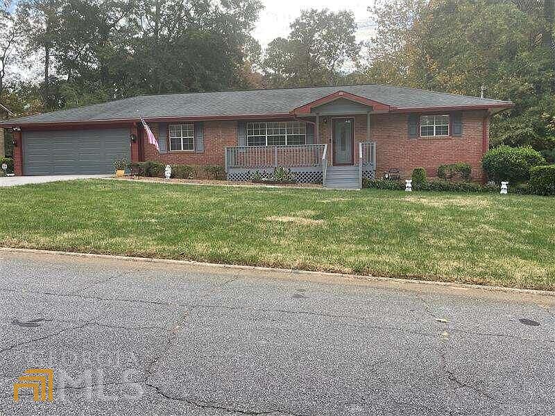 1st image of 2602 Crockett Dr SE