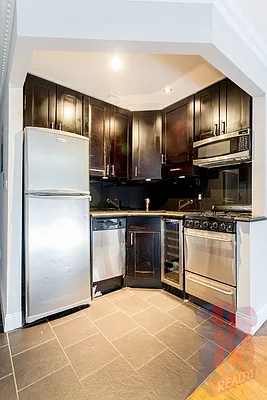 Rented by Centennial Properties NY | media 9