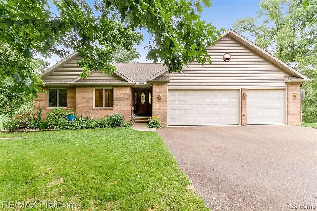 3625 Charles Huff Rd photo 1