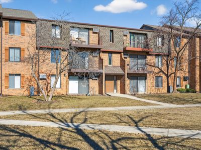 734 N Briar Hill Ln APT 3, Addison, IL, 60101