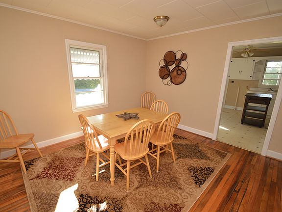 3rd image of 55 Sherwood Dr
