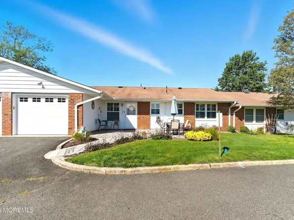 1122C Argyll Circle, Lakewood, NJ 08701