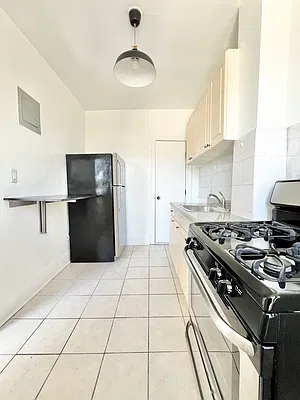 Rented by Keller Williams NYC | media 9