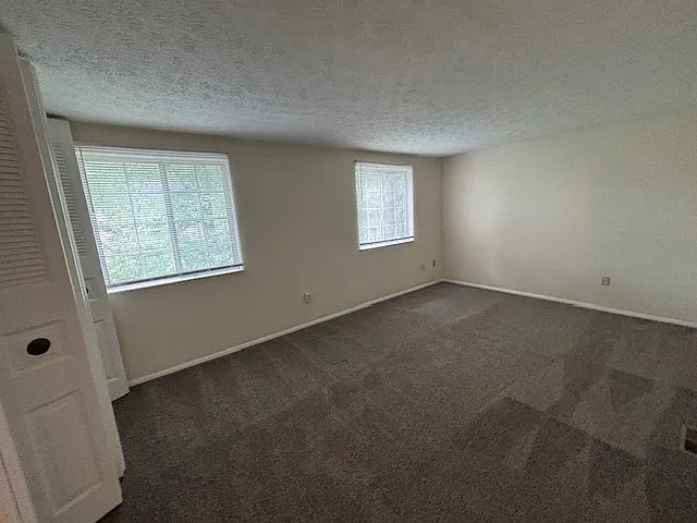 1400 Springleaf Cir SE — Photo 16