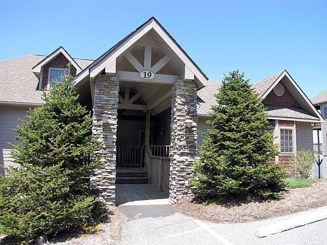 1st image of 631 Craggy Pt #19B