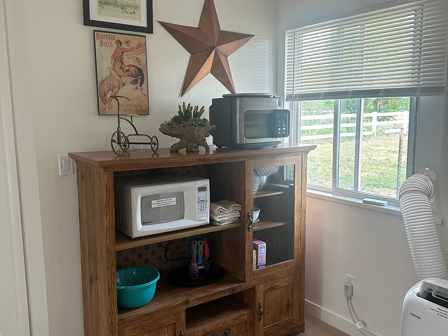Studio, 800 sqft, $1,750 — Photo 3
