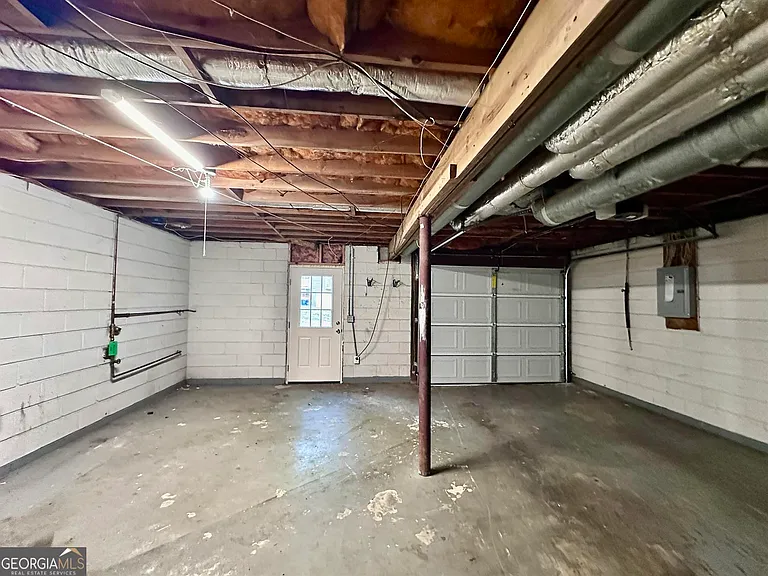 197 Rock Garden Ter NW — Photo 24