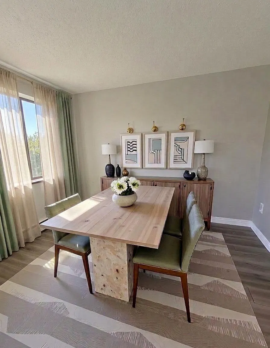 50 Mohawk Road West Hamilton — Photo 3
