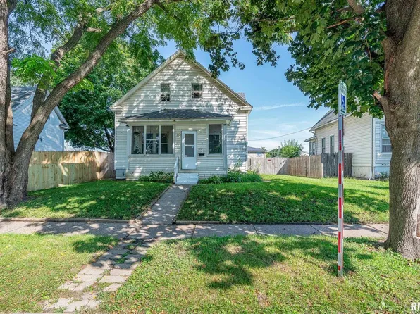 2610 McKinley Ave, Davenport, IA 52802