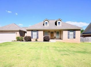 408 Pembrooke Cir SE, Hartselle, AL 35640
