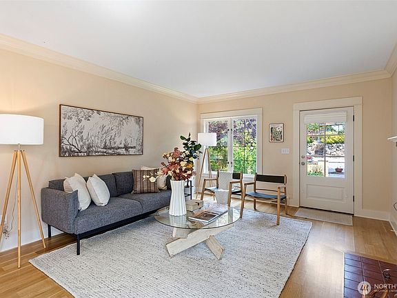 5th image of 4403 4th Avenue NW
