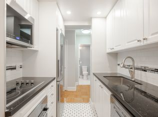 Jameson Avenue Apartments, Toronto, ON M6K 2W8