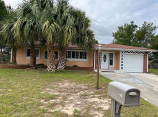 11 Lake Ct, Ocala, FL 34472