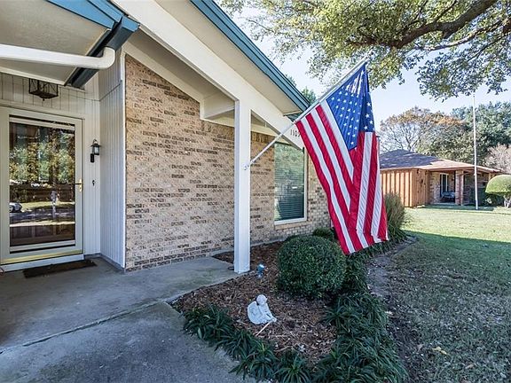 3rd image of 1109 Laguna Vista Way