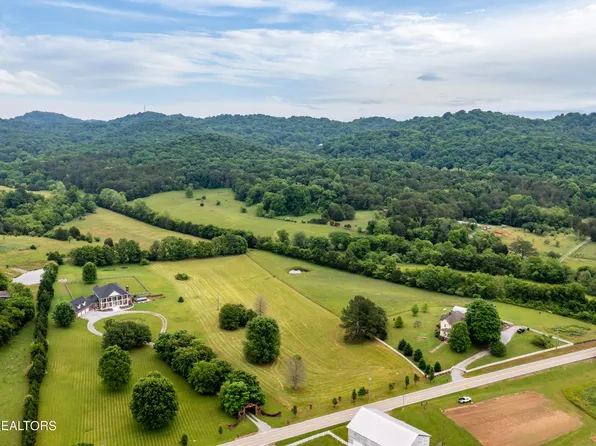 21228 Highway 95 N, Greenback, TN 37742