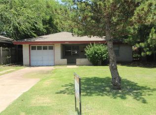 6317 NW 35th St, Bethany, OK 73008