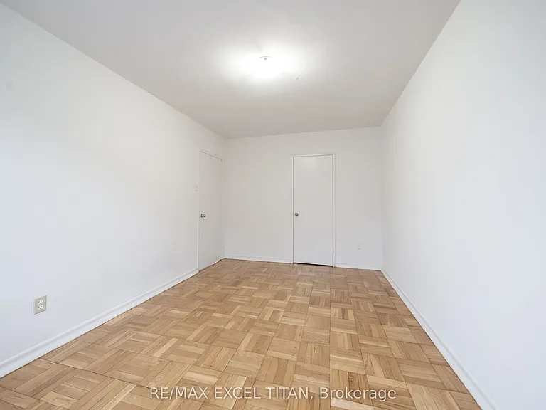 2507 Eglinton Ave W #106 — Photo 7