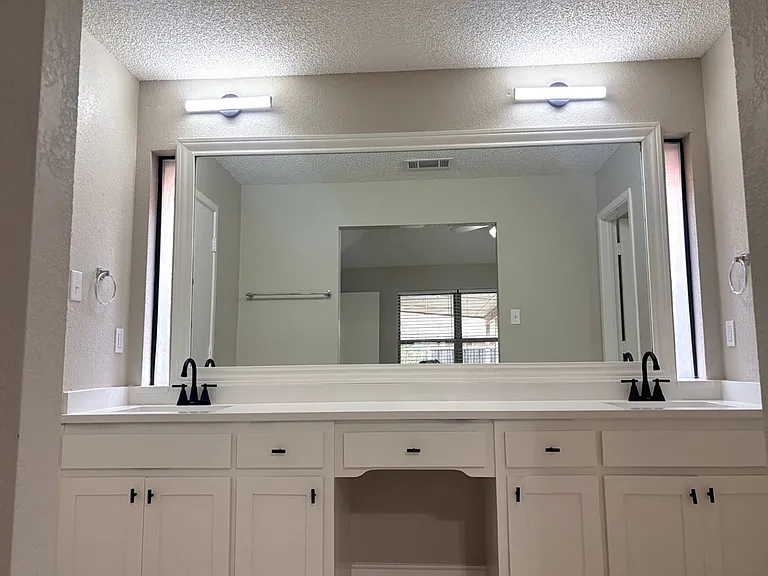 3309 Edgemont Dr — Photo 11