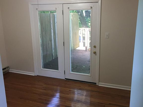 5th image of 3126 McCloy Ave