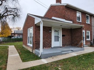 9240 S Dunbar Ave, Chicago, IL 60619