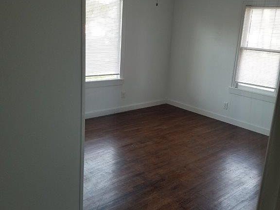 2nd image of 1404 Craft St