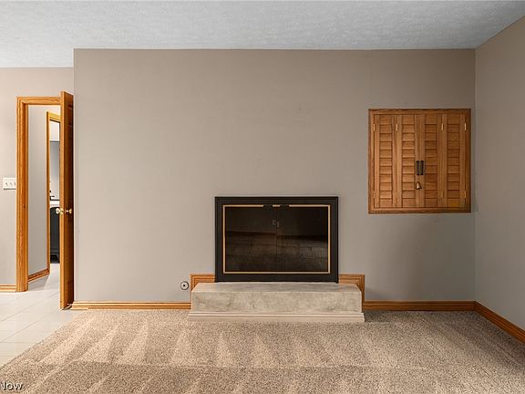 3rd image of 540 Crossbrook Dr