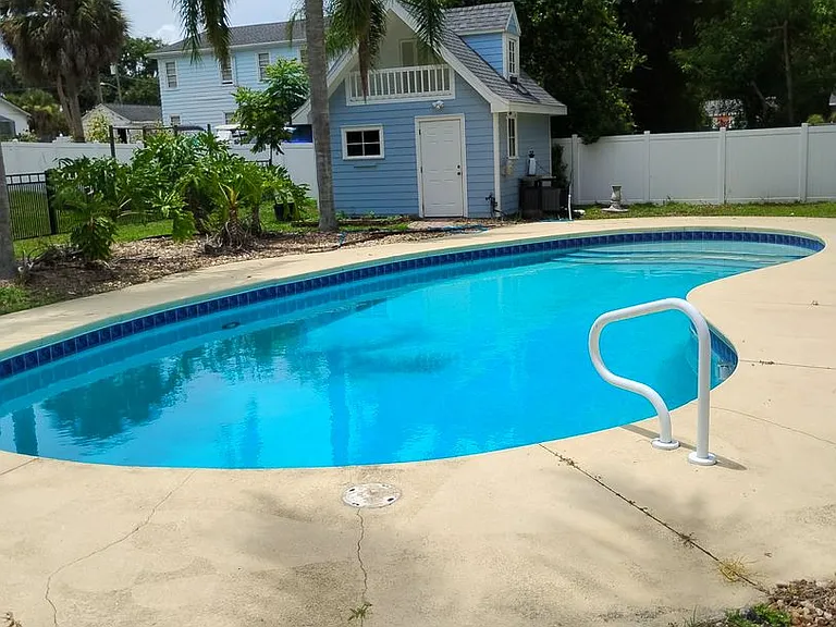936 Riverside Dr — Photo 13