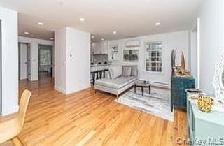 3rd image of 70 New Paltz Rd #1-B