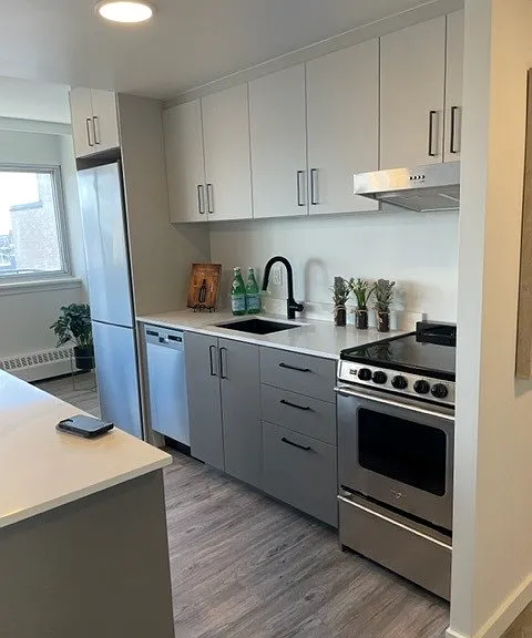 257 Lisgar St — Photo 9