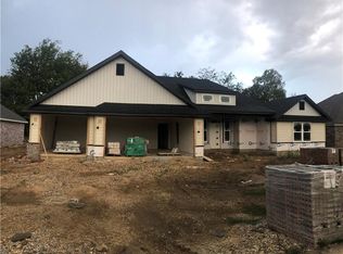 2302 N Carl St, Siloam Springs, AR 72761