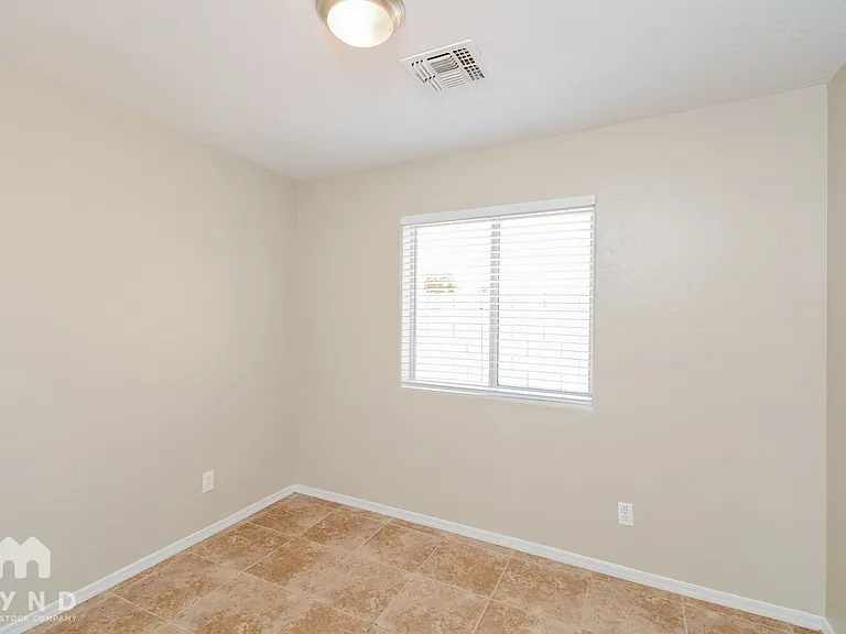 22027 W Pima St — Photo 11