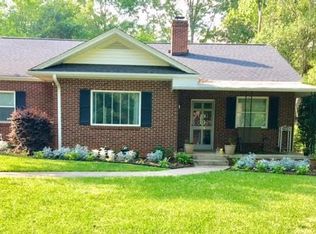 116 Janeway, Greenwood, SC 29649
