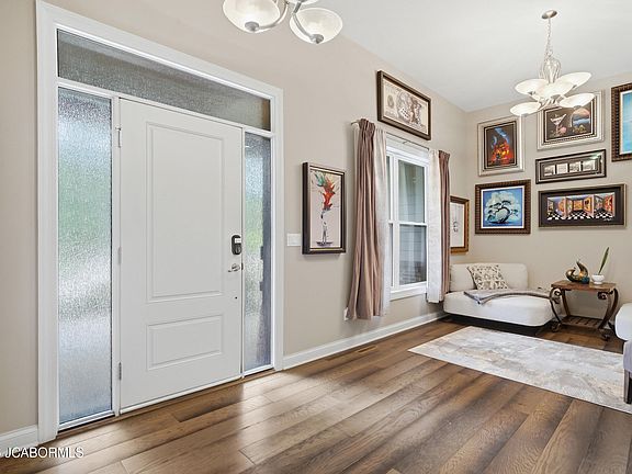 5th image of 2205 Oak Harbor Ct