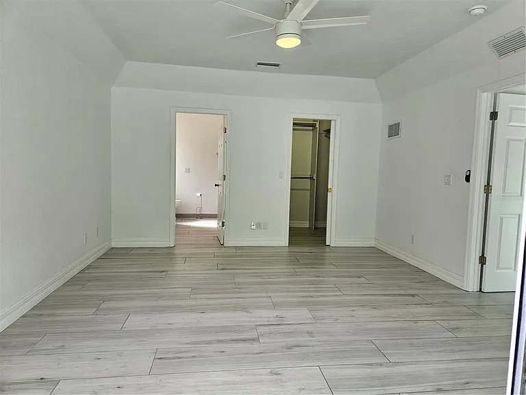 272 Malvern Dr — Photo 18