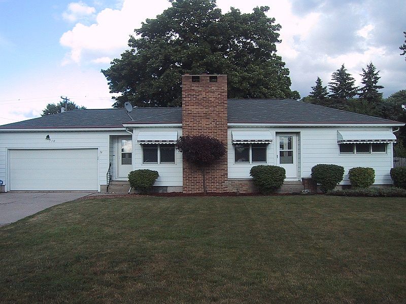 1st image of 710 Webb Dr