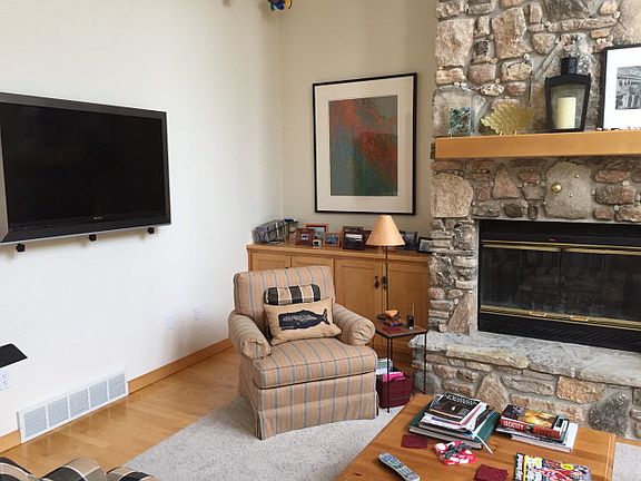 4th image of 3925 Glidden Dr