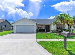 8470 Winnipesaukee Way, Lake Worth, FL 33467
