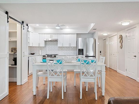 3rd image of 1710 Atlantic St APT 5E