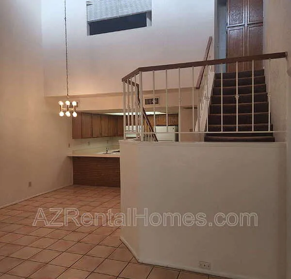 609 E Mesquite Cir #B106 — Photo 1