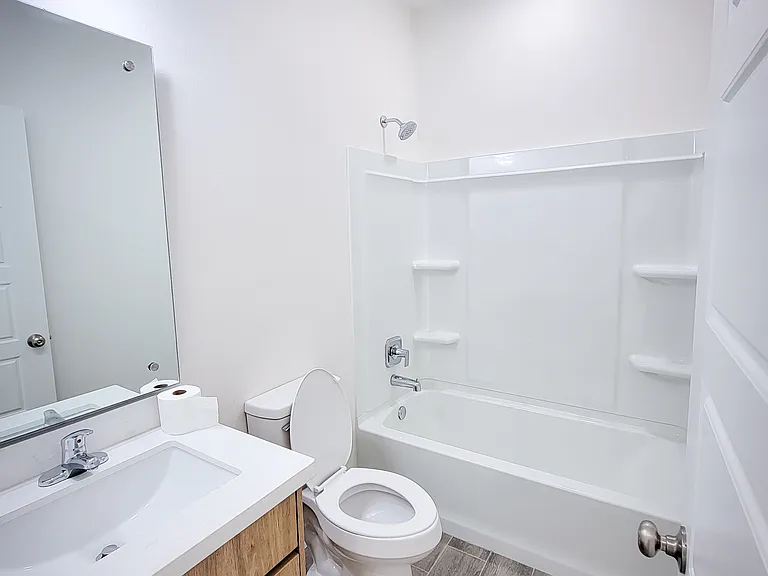1404 W Platinum Dr #4 — Photo 15