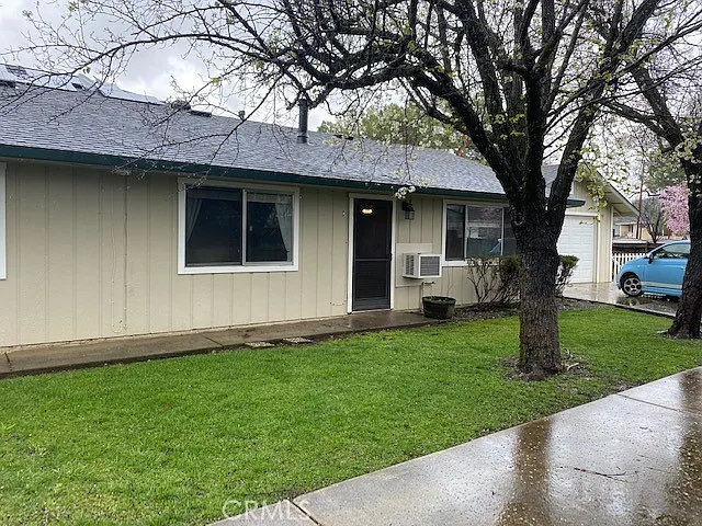 18720 Magnolia Ct — Photo 3