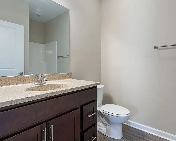 Field Haven Apartments — Photo 32