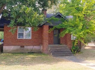 318 E Cotton St, Longview, TX 75601